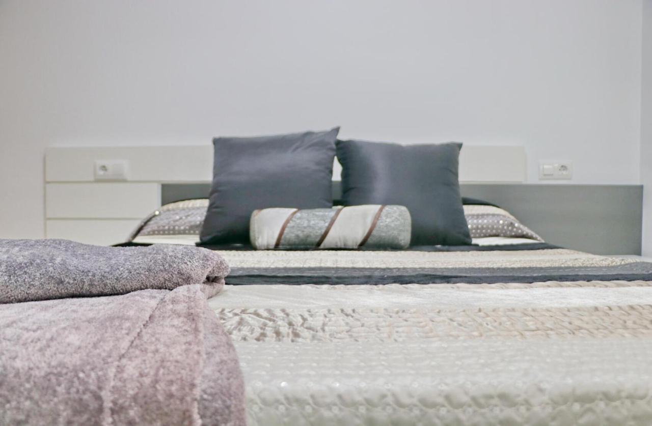 Apartamento San Sebastian โกนิล เด ลาฟรอนเตรา ภายนอก รูปภาพ